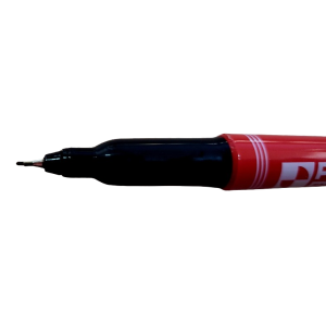 Marker  precyzyjny z cienką końcówką 0,5mm  PRO